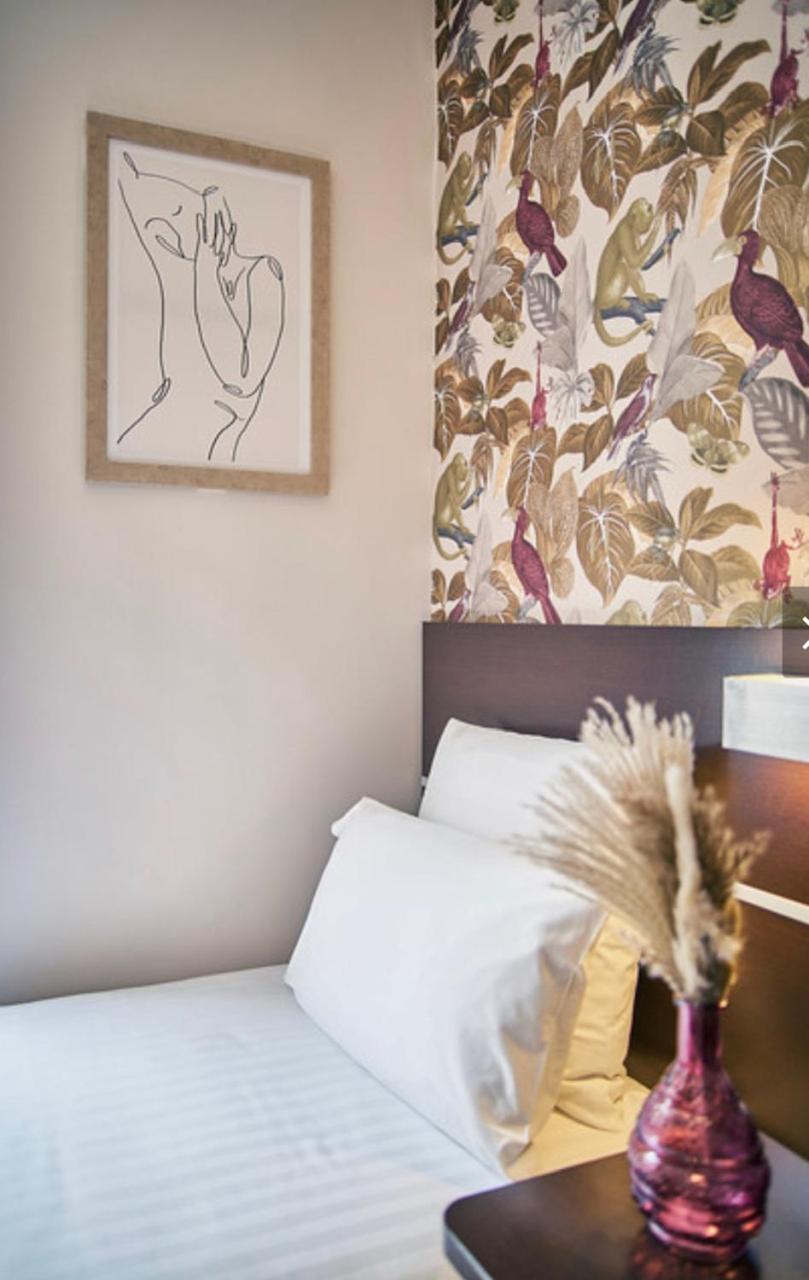 Hotel Du Vieux Port Saint-Raphaël 외부 사진